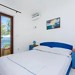 2802b Διαμέρισμα *