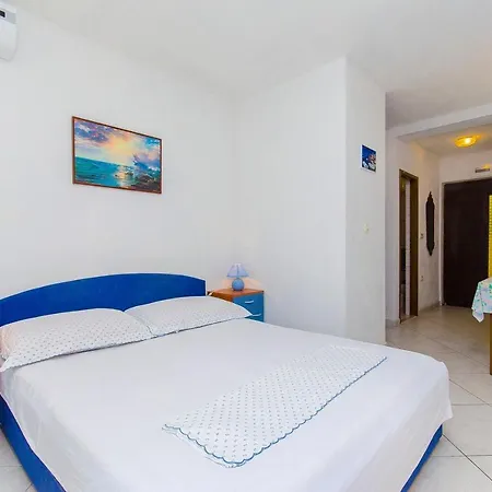 Studio 2802b Apartman *